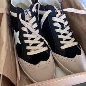 MiiM Sneakers Black/Beige Size 10